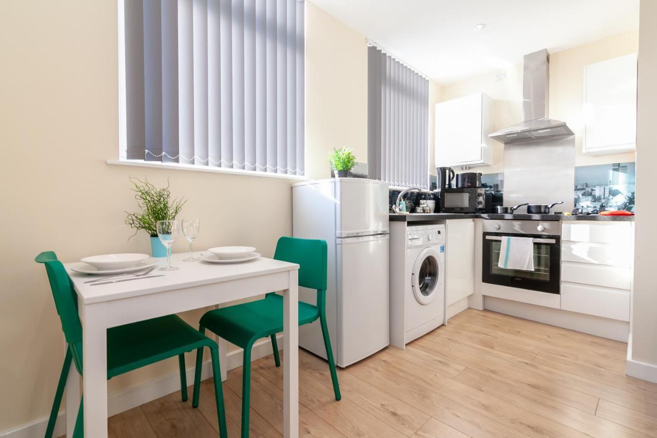 Stanley Street Apartments Манчестър Екстериор снимка