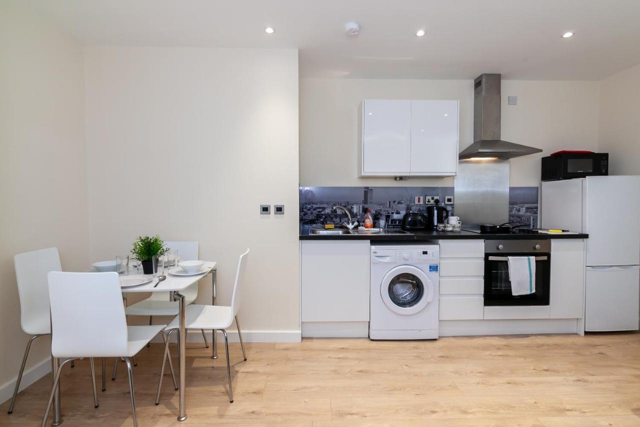 Stanley Street Apartments Манчестър Екстериор снимка
