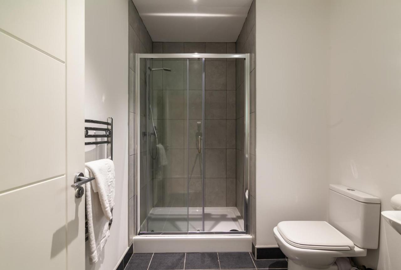 Stanley Street Apartments Манчестър Екстериор снимка