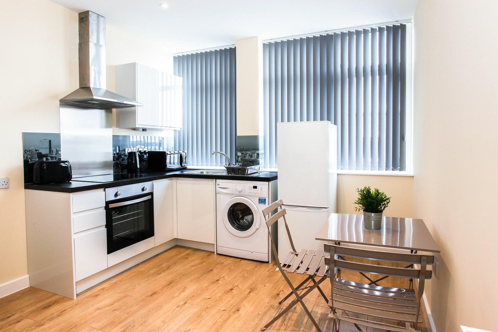 Stanley Street Apartments Манчестър Екстериор снимка