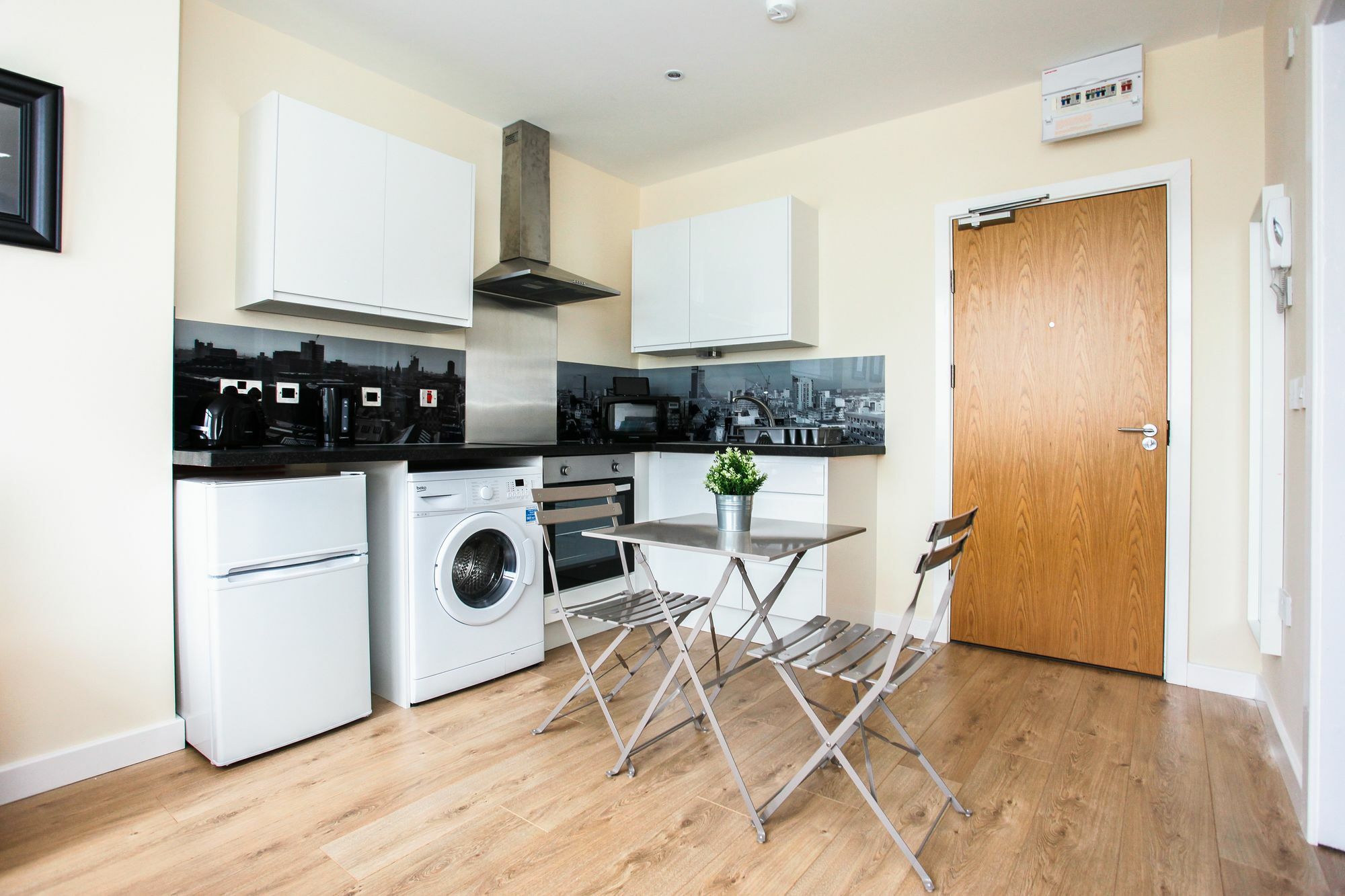 Stanley Street Apartments Манчестър Екстериор снимка
